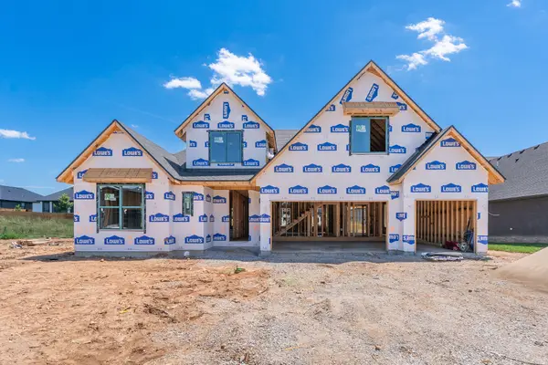 1848 E Skyline Avenue, Ozark, MO 65721