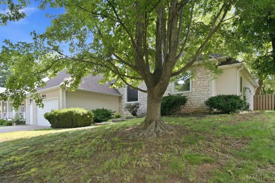 1628 S Charing Road, Springfield, MO 65809 - #2