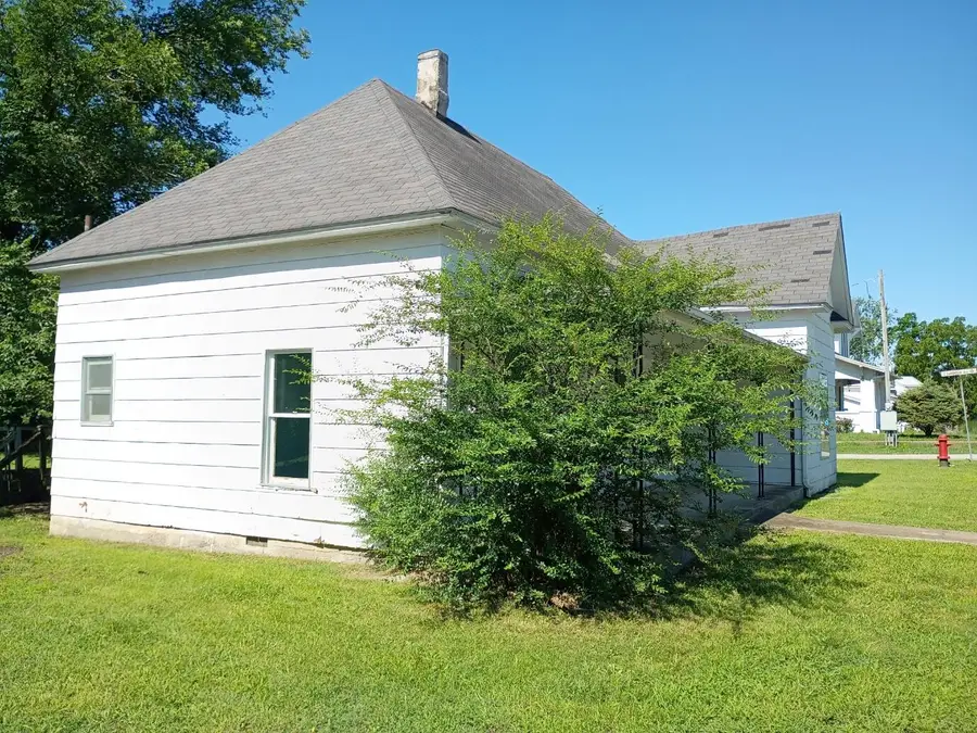 118 W Main Street, Wheaton, MO 64874 - #2