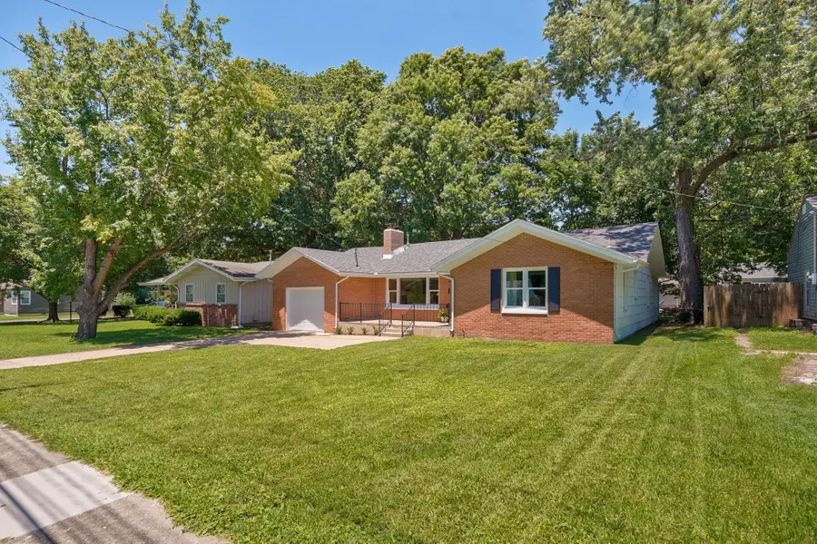 1309 E Bennett Street, Springfield, MO 65804 - #3