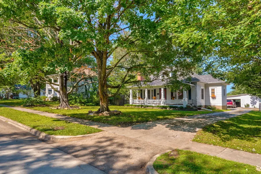 2313 N Johnston Avenue, Springfield, MO 65803 - #2