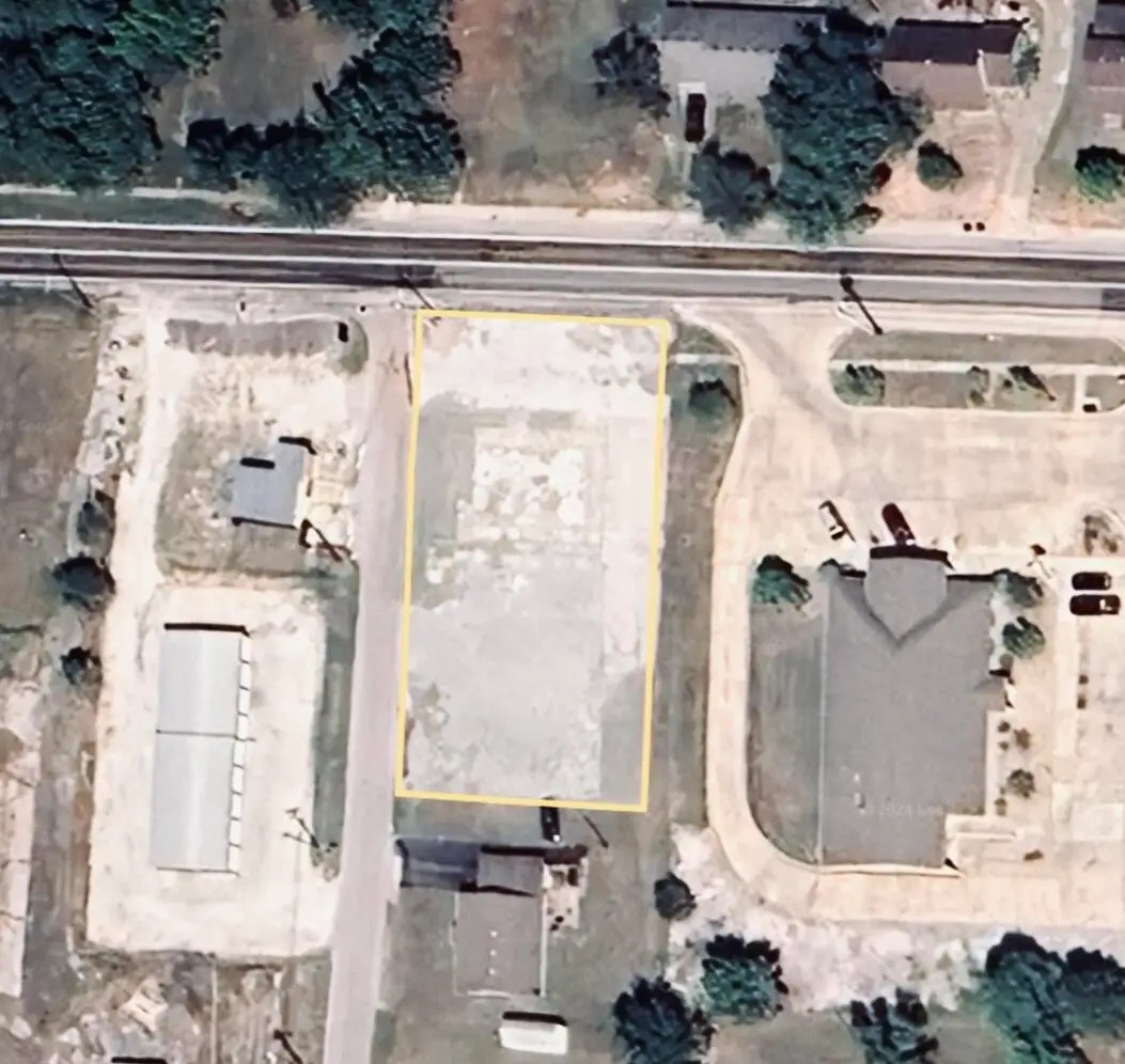 312 East Street, Stockton, MO 65785 - #1