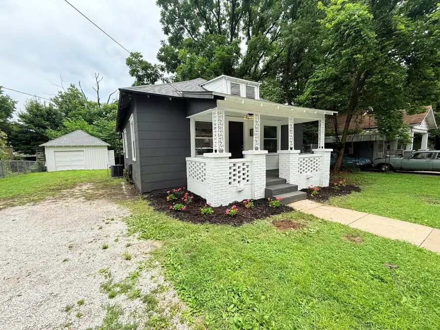 936 S Douglas Avenue, Springfield, MO 65806 - #2