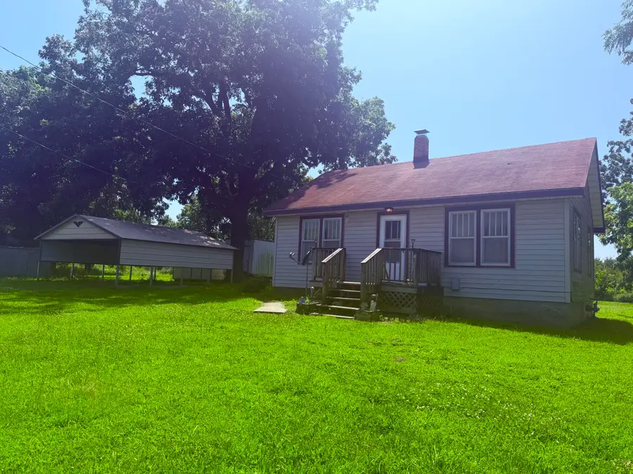 204 S Macon Street, Jerico Springs, MO 64756 - #2