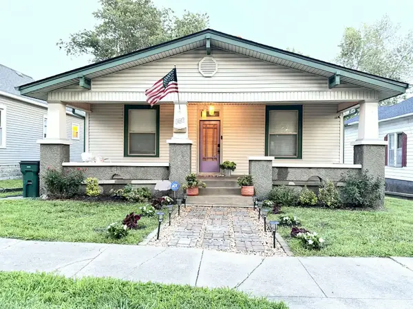 307 3rd Street, Monett, MO 65708
