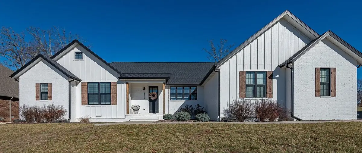 2619 E Old Ivy Street, Springfield, MO 65804 - #1