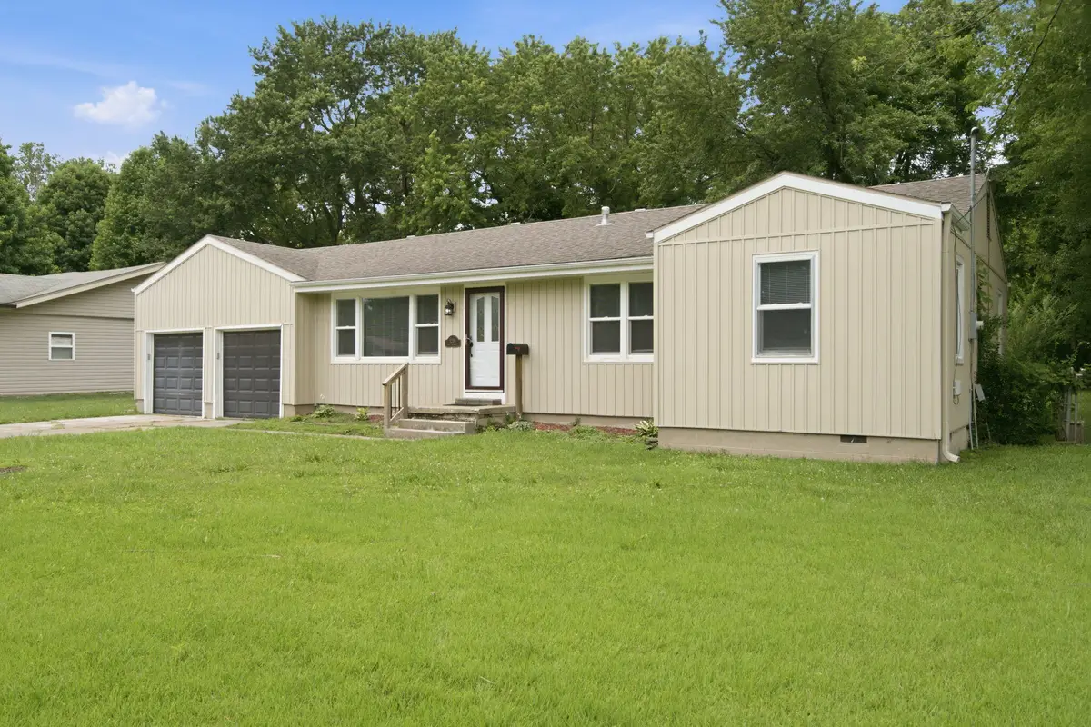 1259 E Berkeley Street, Springfield, MO 65804 - #1
