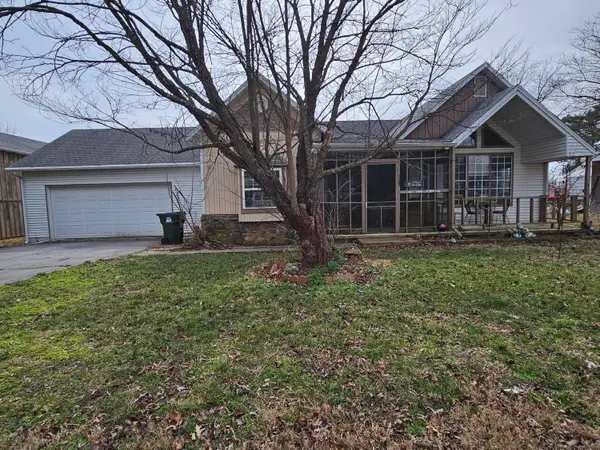 108 E Montgomery Street, Fairview, MO 64842