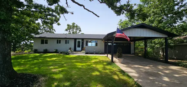 474 Santa Fe Drive, Forsyth, MO 65653