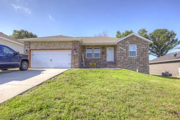 403 Penzance Street, Monett, MO 65708