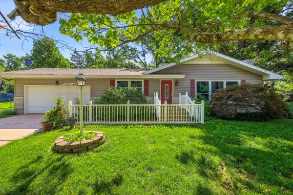 1706 S 11th Avenue, Ozark, MO 65721