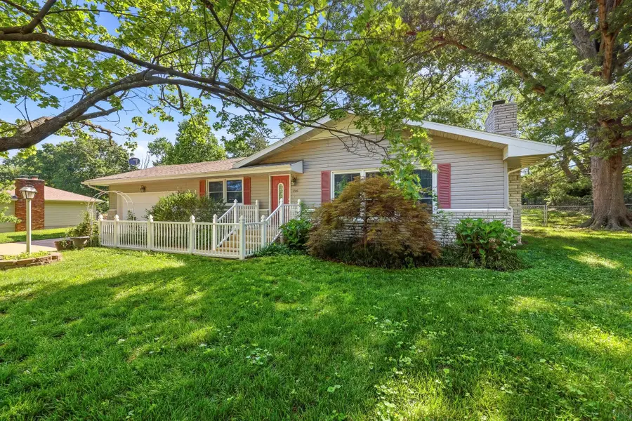 1706 S 11th Avenue, Ozark, MO 65721 - #2