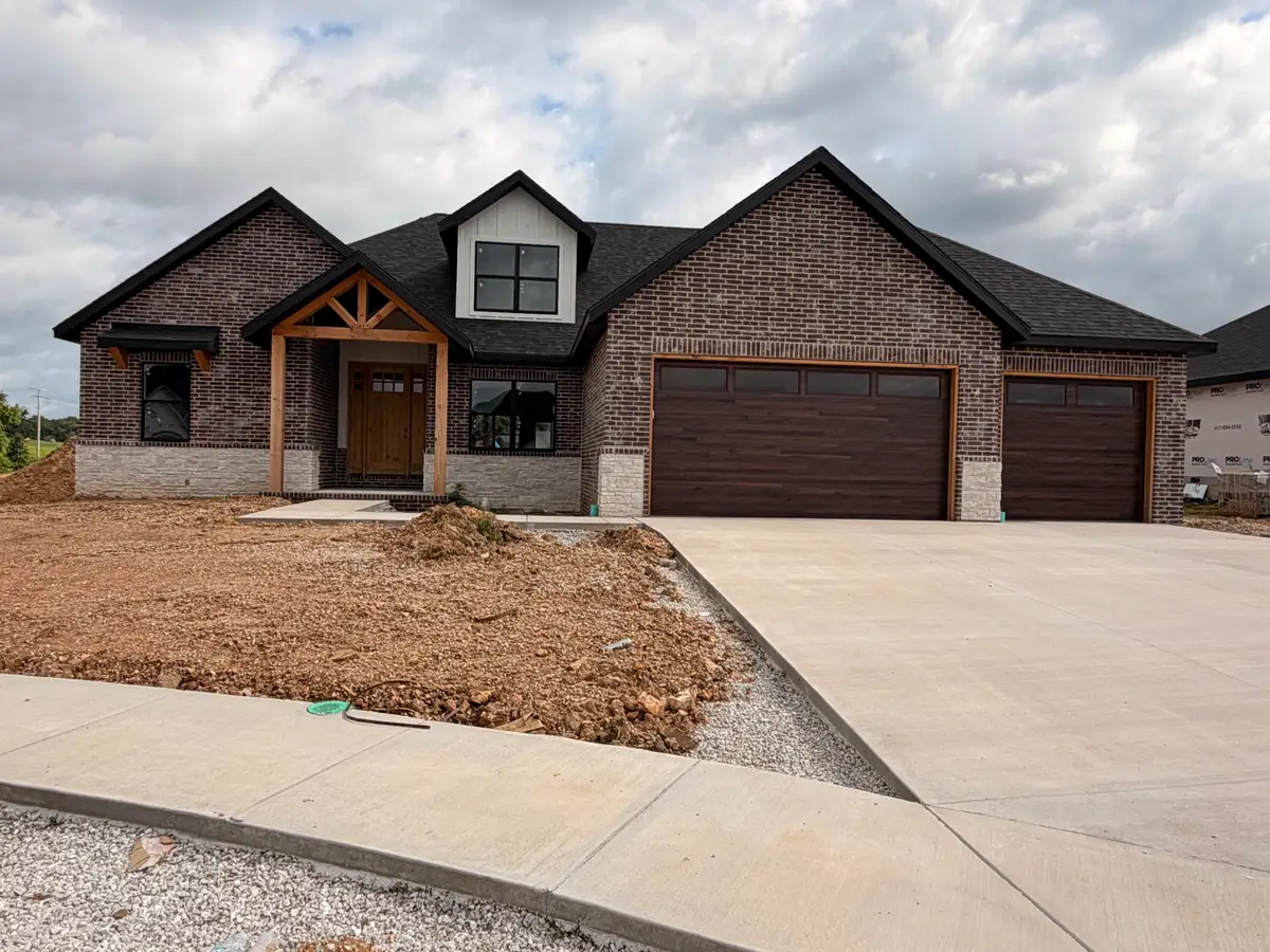 1749 E Skyline, Ozark, MO 65721 - #1