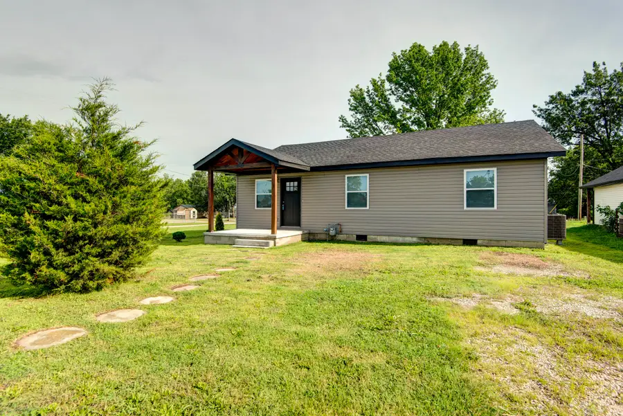 1329 W Chase Street, Springfield, MO 65803 - #2
