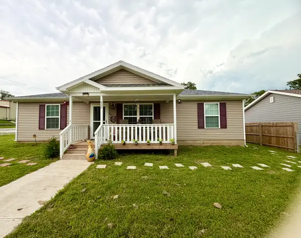 600 N Main Street, El Dorado Springs, MO 64744