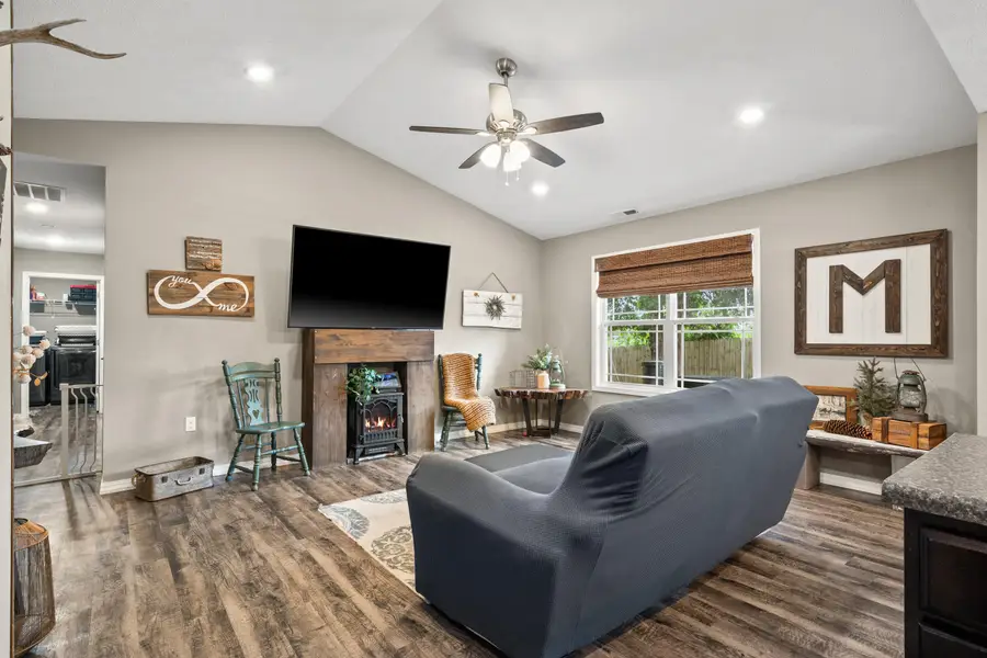 118 Deauville Court, Branson, MO 65616 - #2