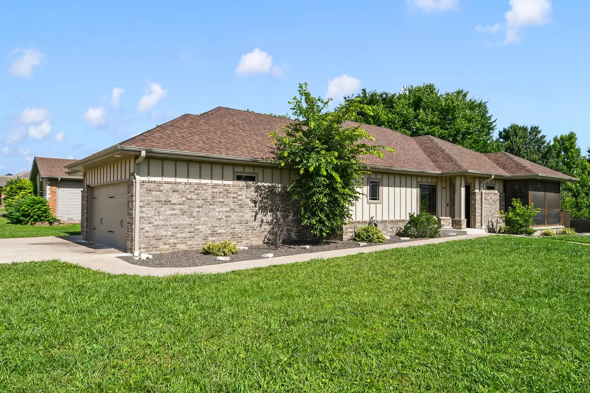 3193 W Grandview Street, Springfield, MO 65803 - #1