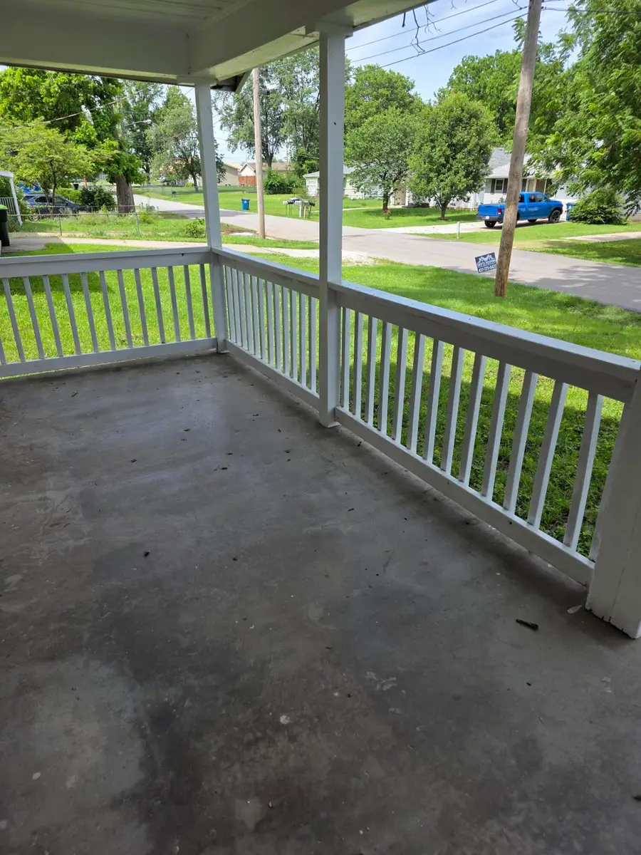 1311 N Forest Avenue, Springfield, MO 65802 - #2