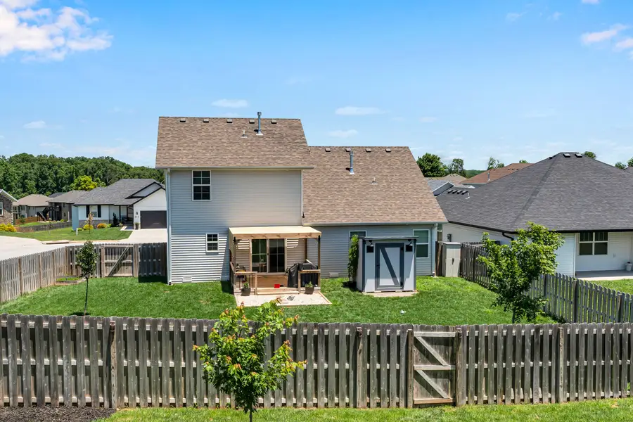 841 E Acacia Lane, Nixa, MO 65714 - #3