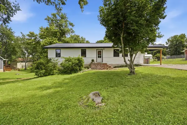303 W Jennifer Street, Mansfield, MO 65704