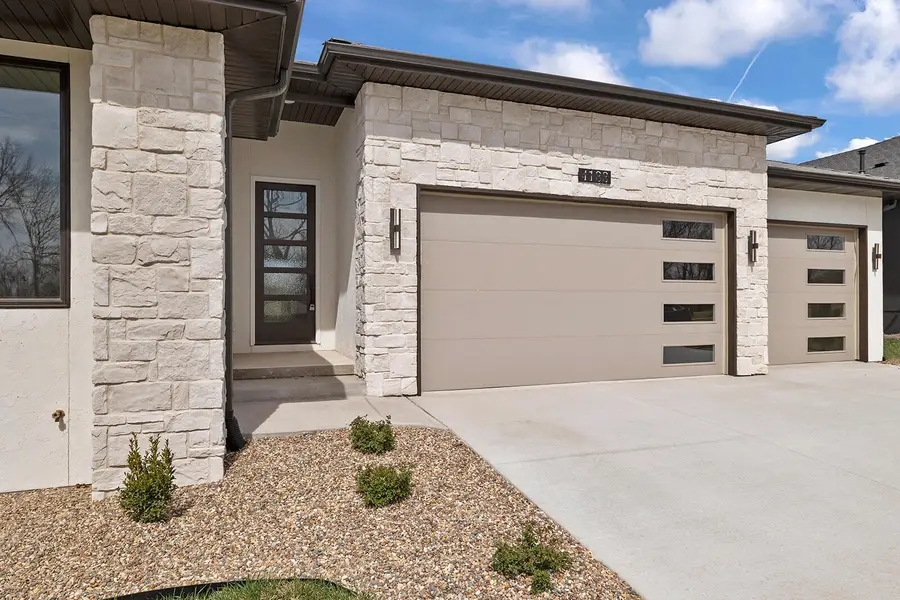 4133 E Vintage Point Drive, Rogersville, MO 65742 - #2
