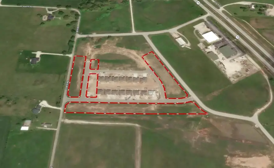 000 W Freeman Street, Bolivar, MO 65613 - #2