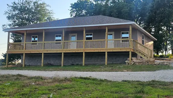 256 Foxden Drive, Gainesville, MO 65655