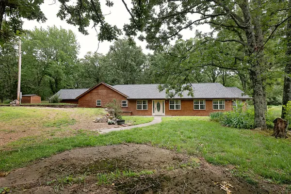 6070 State Highway Cc, Niangua, MO 65713