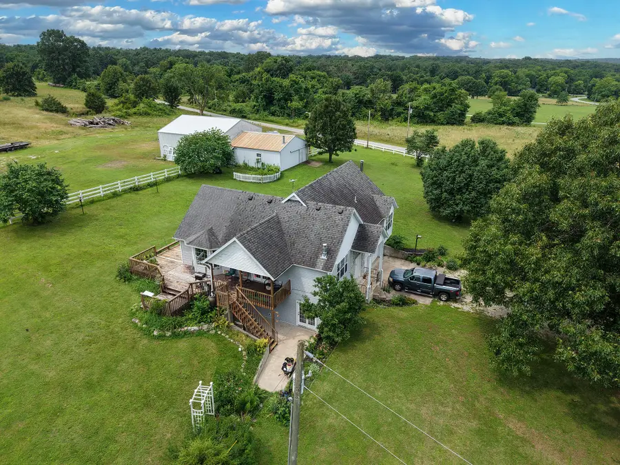 306 Spring Valley, Marshfield, MO 65706 - #2
