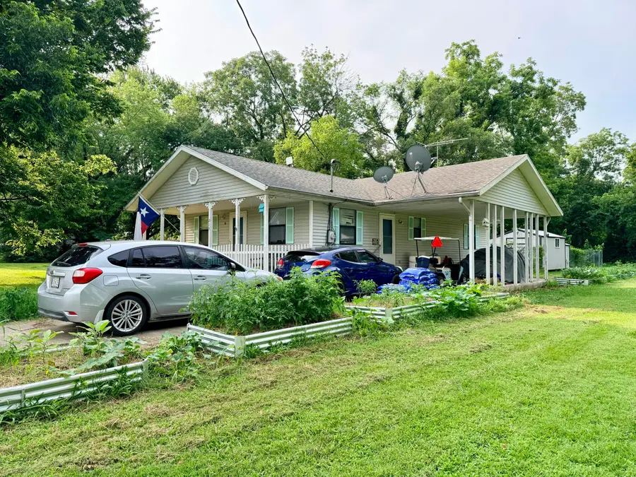 215 Mc Pherson Street, Greenfield, MO 65661 - #3