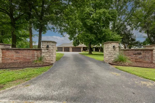 1106 N Pebble Creek Drive, Nixa, MO 65714