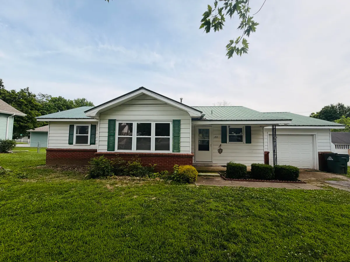 204 W Oak Street, Stockton, MO 65785 - #1