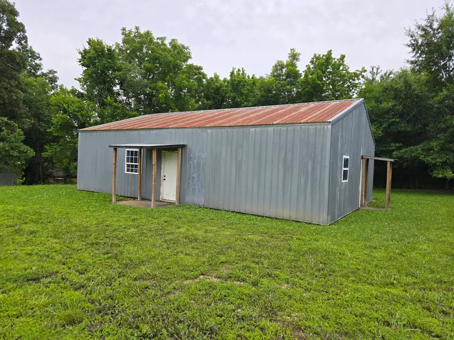 860 E Main Street, Buffalo, MO 65622 - #2