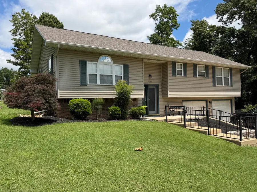 2519 Courtney Place, West Plains, MO 65775 - #2