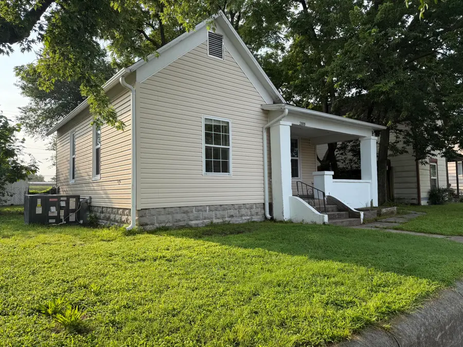 2009 S Empire Avenue, Joplin, MO 64804 - #2