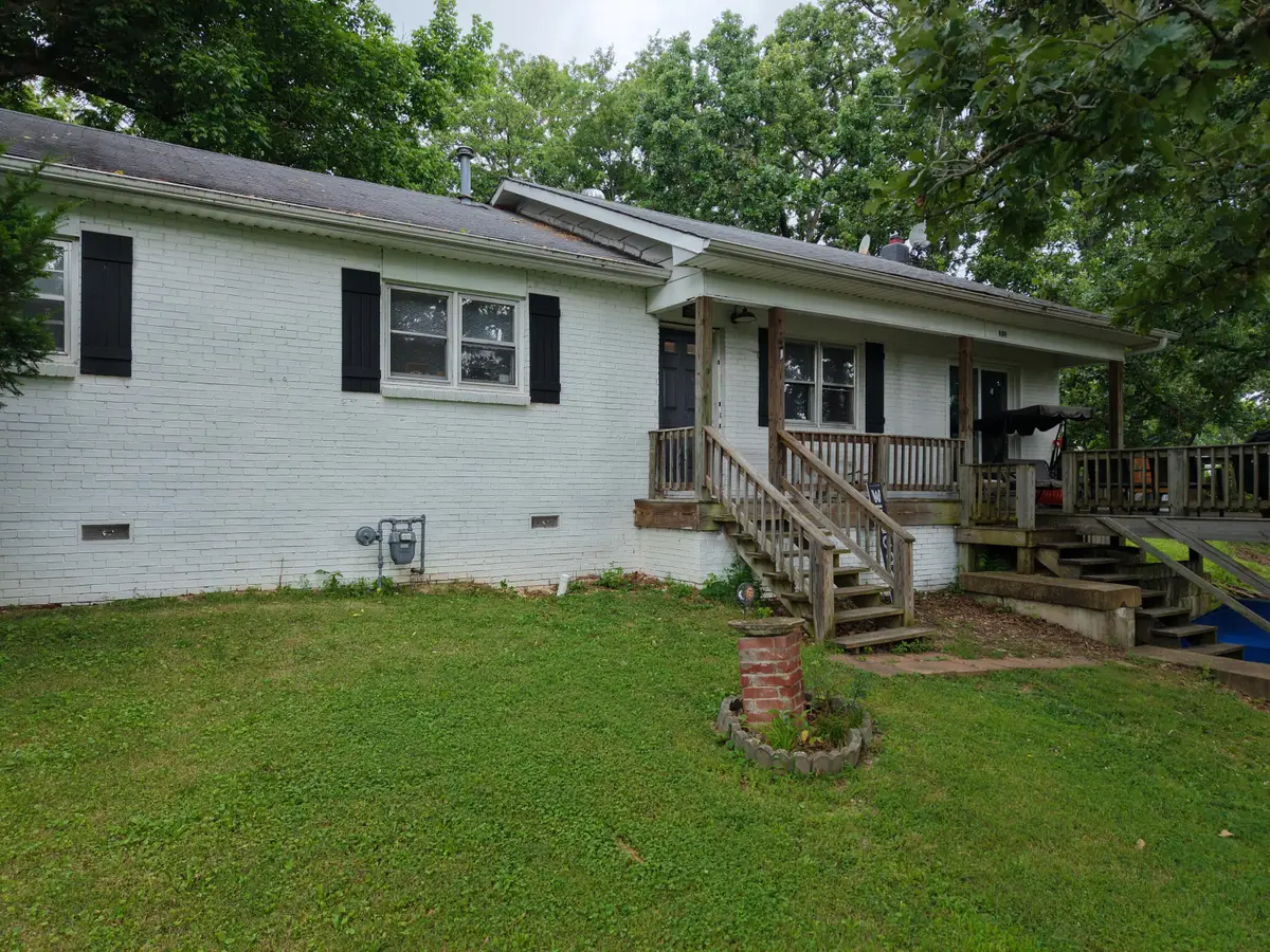 909 Patton Avenue, Cabool, MO 65689 - #1
