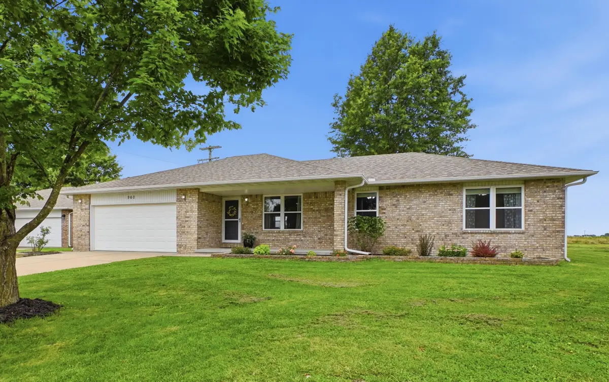 960 S Colony Avenue, Bolivar, MO 65613 - #1