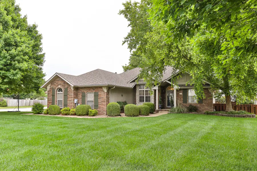 1115 W School Street, Ozark, MO 65721 - #2