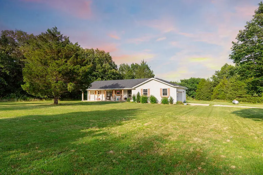 394 Sweetbriar Drive, Marshfield, MO 65706 - #2