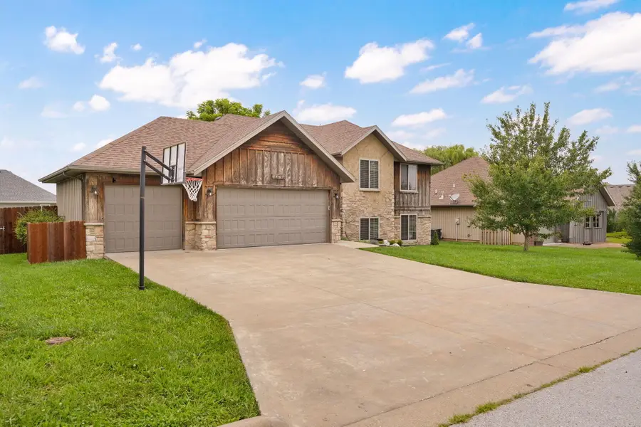 1465 S Appomattox Avenue, Republic, MO 65738 - #2