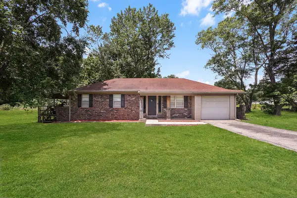 1919 Kay Drive, West Plains, MO 65775