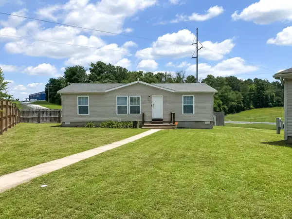 140 Tyler Circle, Hollister, MO 65672