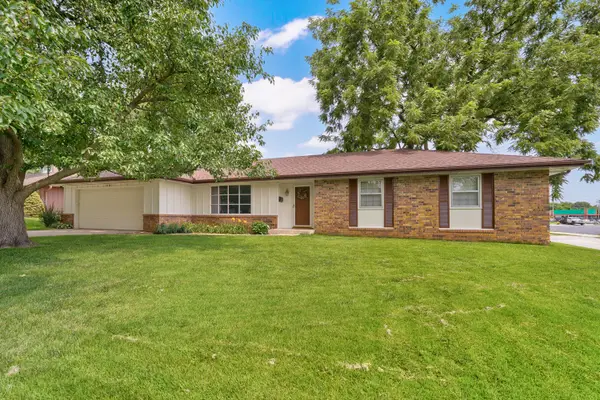 2841 E Normandy Street, Springfield, MO 65804