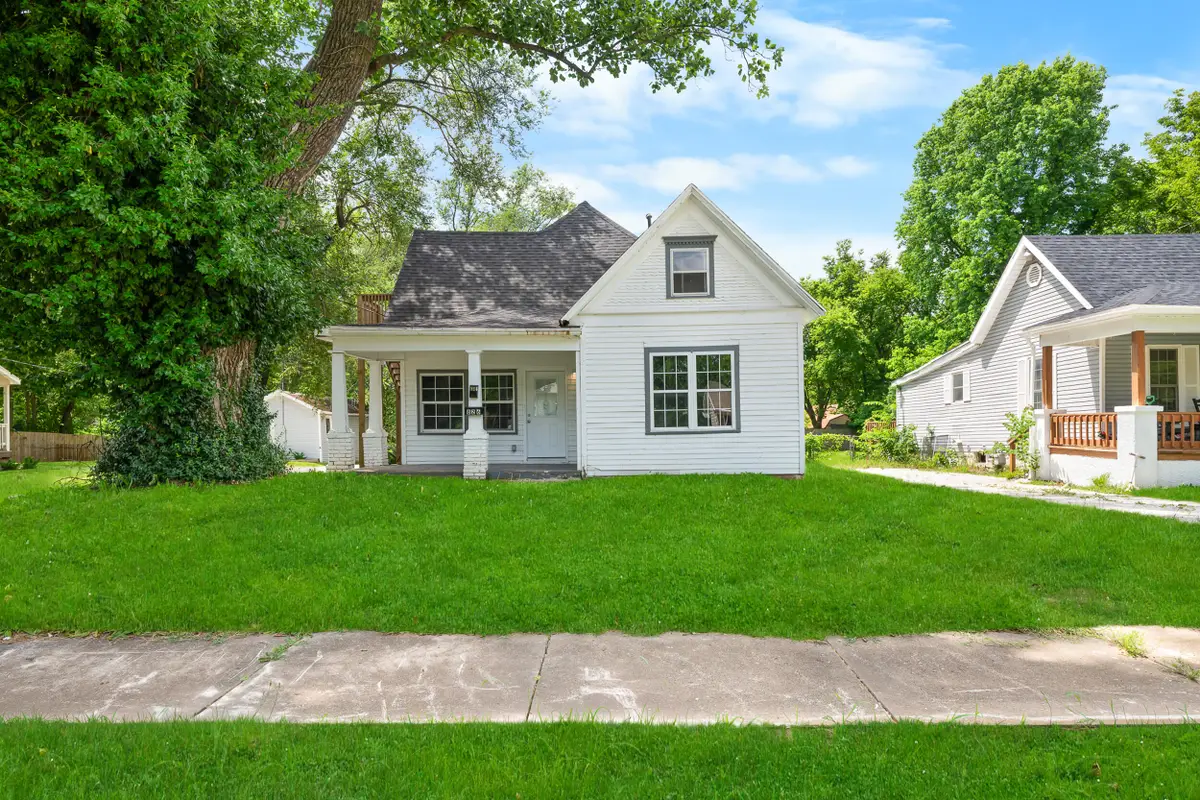 824 W Elm Street, Springfield, MO 65806 - #1