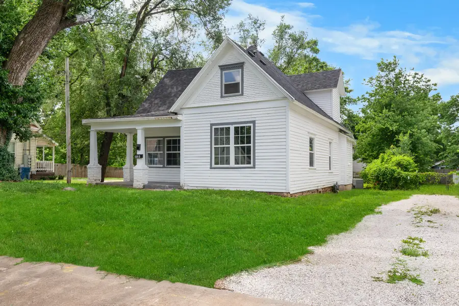 824 W Elm Street, Springfield, MO 65806 - #2