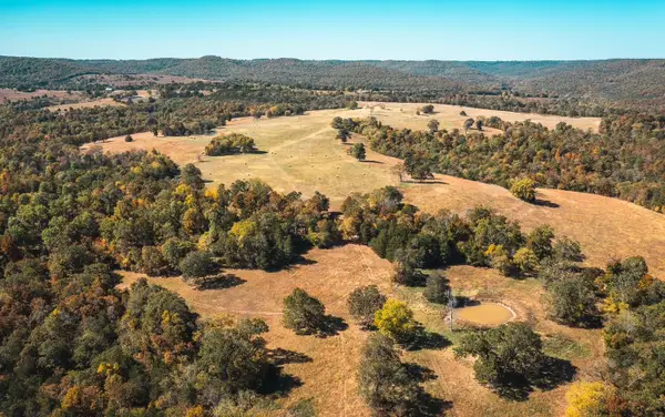 002 Gunnison Road, Kirbyville, MO 65679