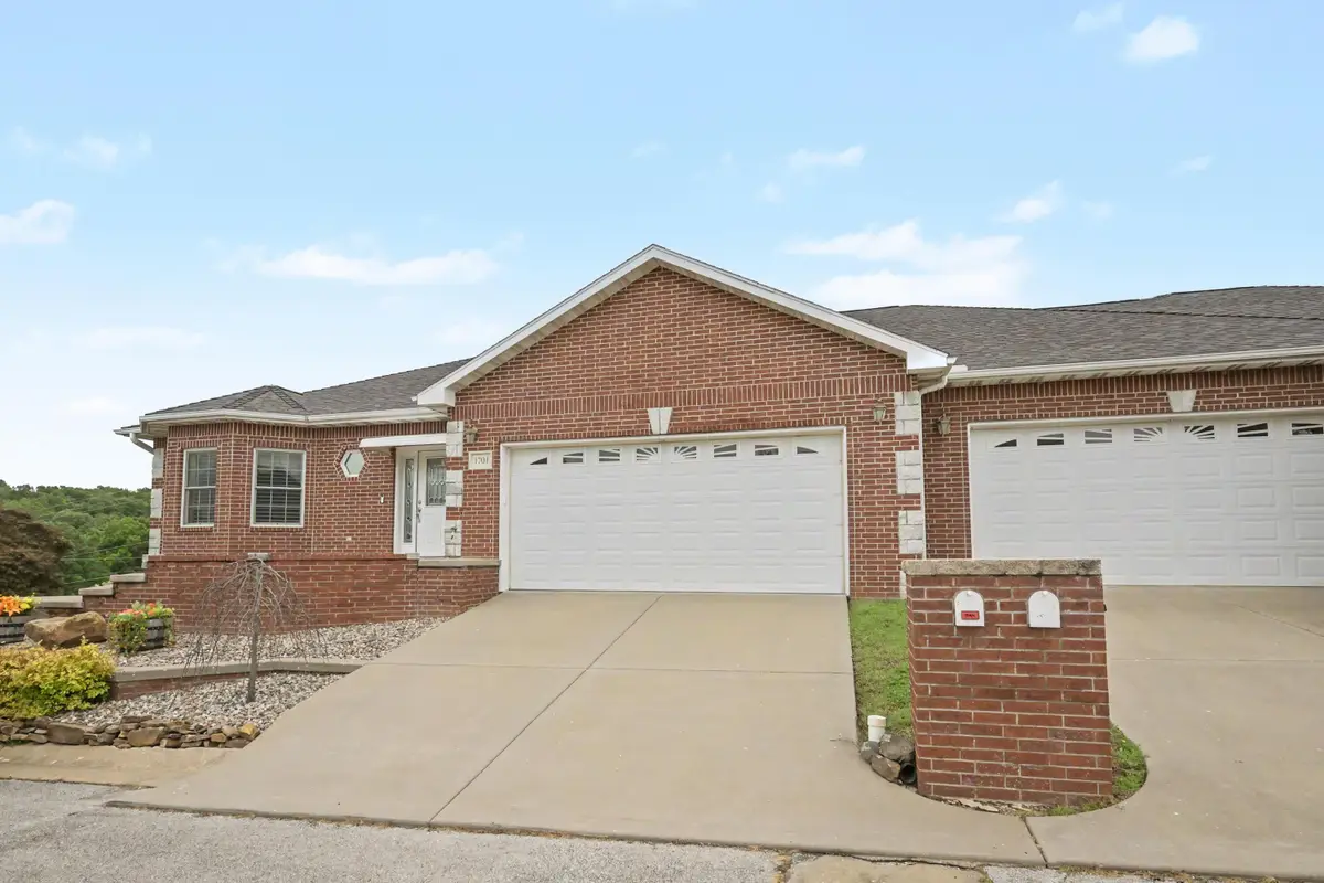 1701 Village Lane, Neosho, MO 64850 - #1
