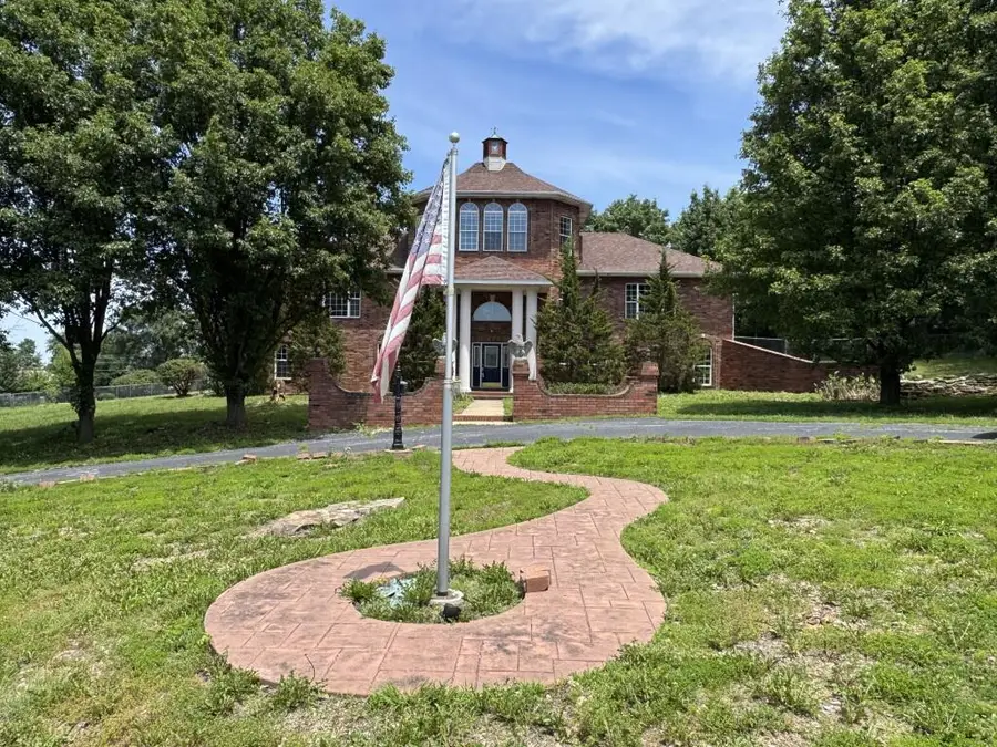 1023 E Fremont Drive, Stockton, MO 65785 - #2