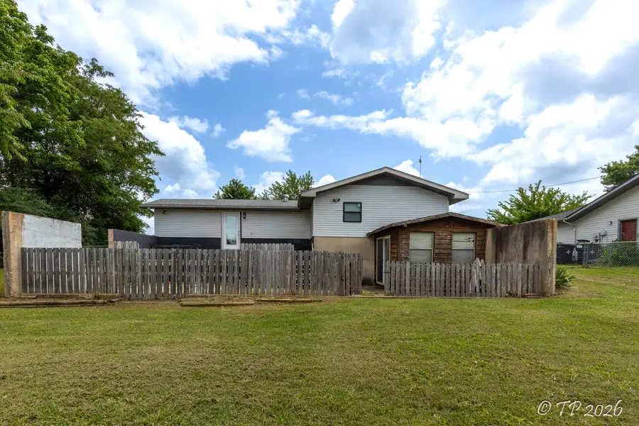 1609 Amy Street, West Plains, MO 65775 - #2