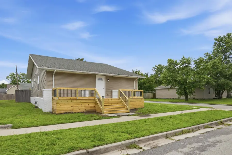 2131 S Harlem Avenue, Joplin, MO 64804 - #3